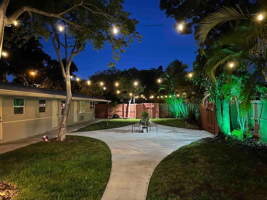 Cozy & Beautiful 1Bd Apartment W/Full Kitchen! Fort Lauderdale Exteriér fotografie